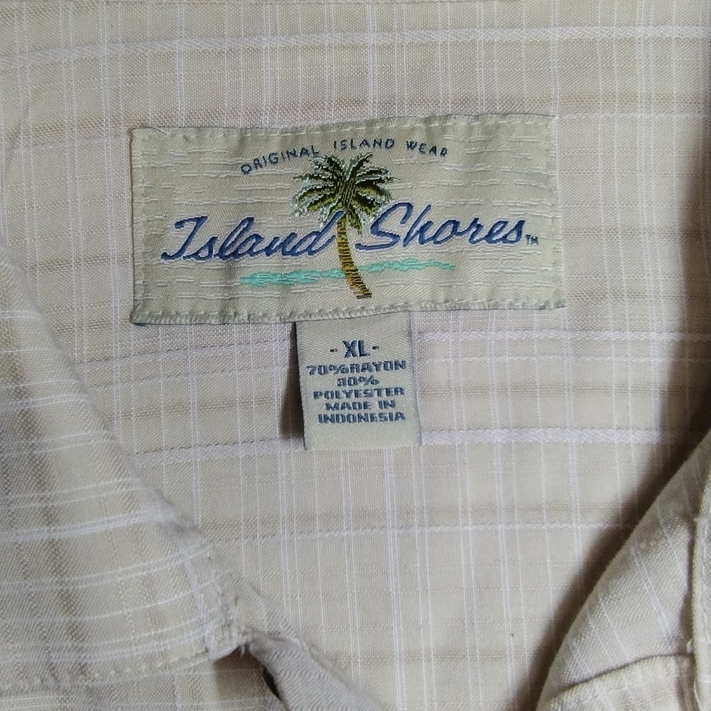 Island Shores Men's Beige Plaid Shirt (XL) - Picture 9 of 9